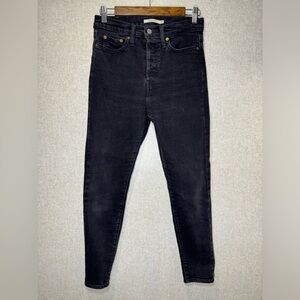 Levi’s Black Wedgie Skinny Jeans Closet Staple Size 27